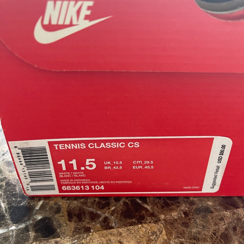Brand new in Box Men’s Nike Tennis Classic shoes